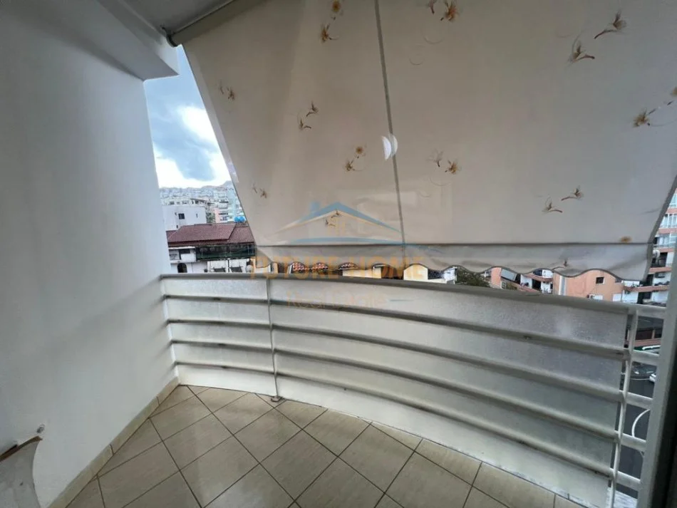 Tirane, shitet apartament 2+1+Aneks+Ballkon Kati 7, 115 m² 259.000 € (KOMUNA PARISIT)