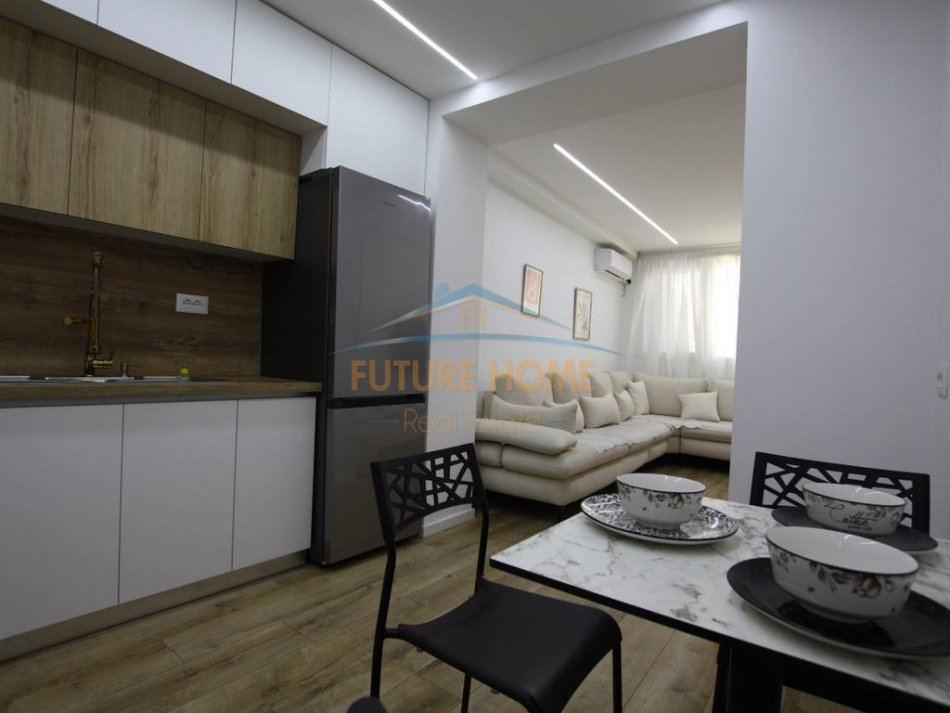 Tirane, jepet me qera apartament 1+1 Kati 0, 63 m² 650 € 