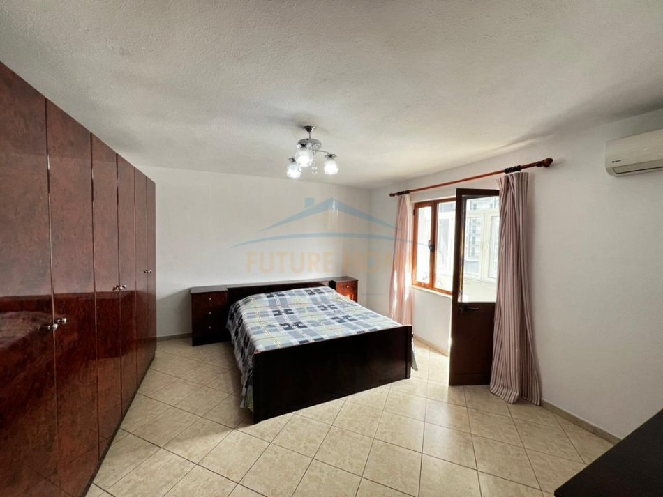 +355696022060 Tirane, jepet me qera apartament 2+1 Kati 5, 80 m² 450 € (Laprake)