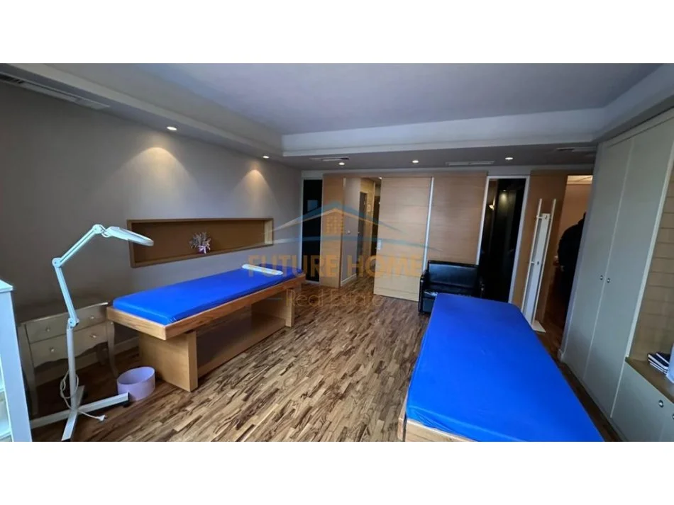 Tirane, shitet apartament 2+1+Ballkon Kati 1, 118 m² 195.000 € (Rruga Ferit Xhajko,Tiranë.)