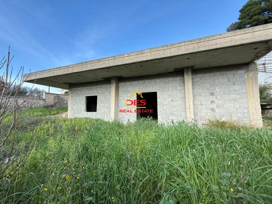 Vlore, shitet shtepi 2+1 Kati 0, 119 m² 125.000 € (Rruga Demokracia)