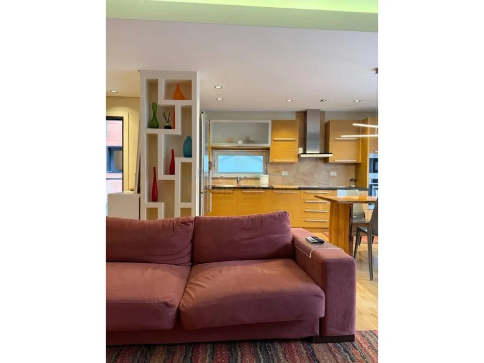 Tirane, shitet apartament 2+1+Aneks+Ballkon Kati 3, 110 m² 300.000 € (GJIMNAZI PARTIZANI)