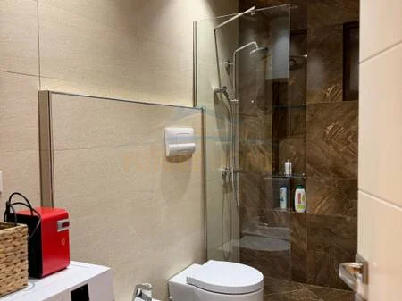 Tirane, shitet apartament 2+1 Kati 2, 111 m² 300.000 € (GJIMNAZI PARTIZANI,SELVIA,RRUGA E DIBRES)