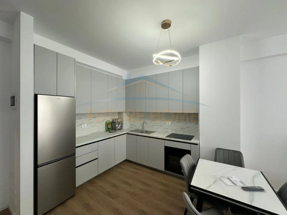 Tirane, jepet me qera apartament 1+1 Kati 7, 53 m² 450 € (Kompleksi Kaimi ne Ali Dem)