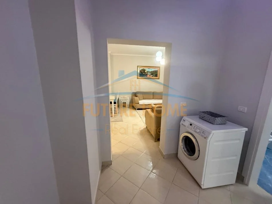 Tirane, jepet me qera apartament 2+1 Kati 1, 88 m² 600 € (Kodra e Diellit)