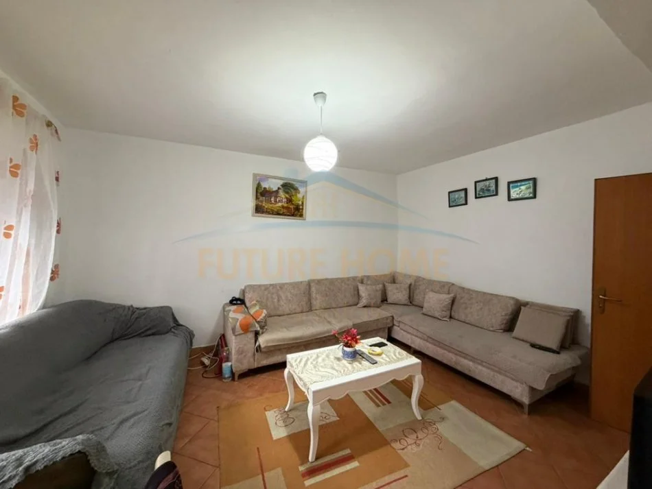 Durres, shitet apartament 1+1 Kati 2, 55 m² 75.000 € (Lagjia 18, Durrës. Informacion mbi apartamentin:)