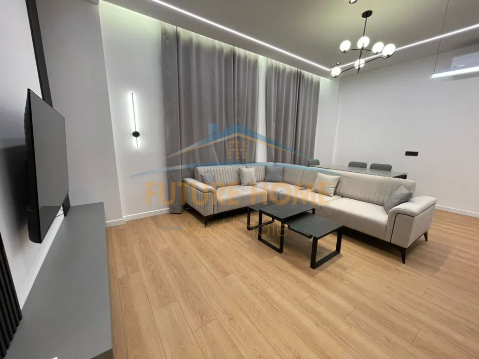 Tirane, jepet me qera apartament 1+1 Kati 1, 66 m² 700 € 