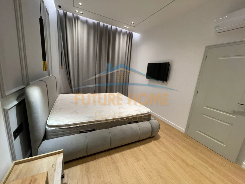 Tirane, jepet me qera apartament 1+1 Kati 1, 66 m² 700 € 