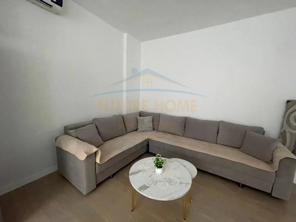 Tirane, jepet me qera apartament 1+1 Kati 2, 60 m² 500 € (Kopeshti Zoologjik)