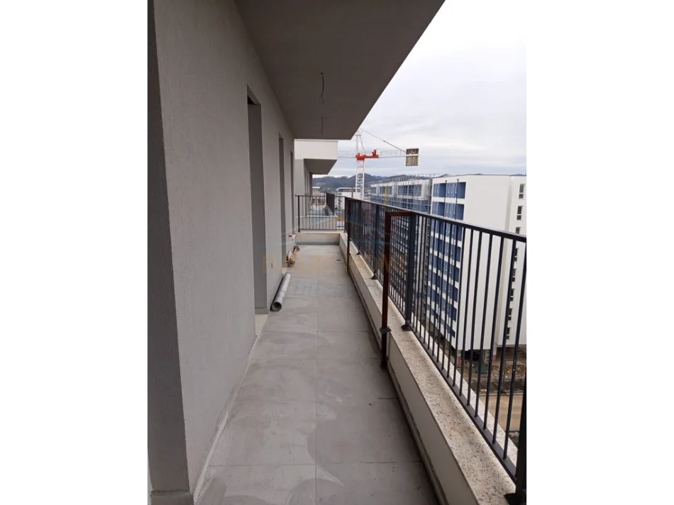 Tirane, shitet apartament 2+1+Ballkon Kati 8, 110 m² 137.000 € (Kompleksi Univers City)