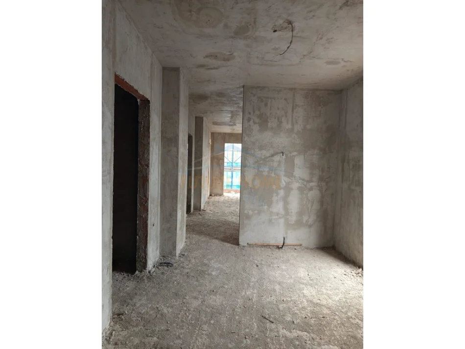 Tirane, shitet apartament 3+1+Aneks+Ballkon Kati 9, 130 m² (Bulevardi Bajram curri)