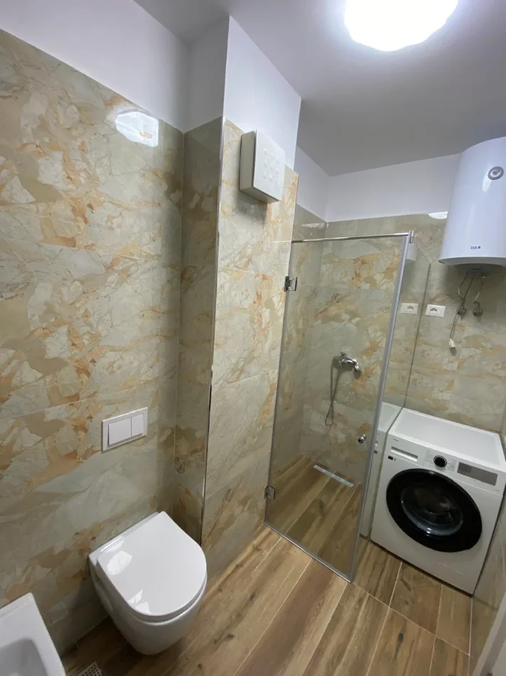 Tirane, jepet me qera apartament 1+1 Kati 6, 75 m² 630 € 