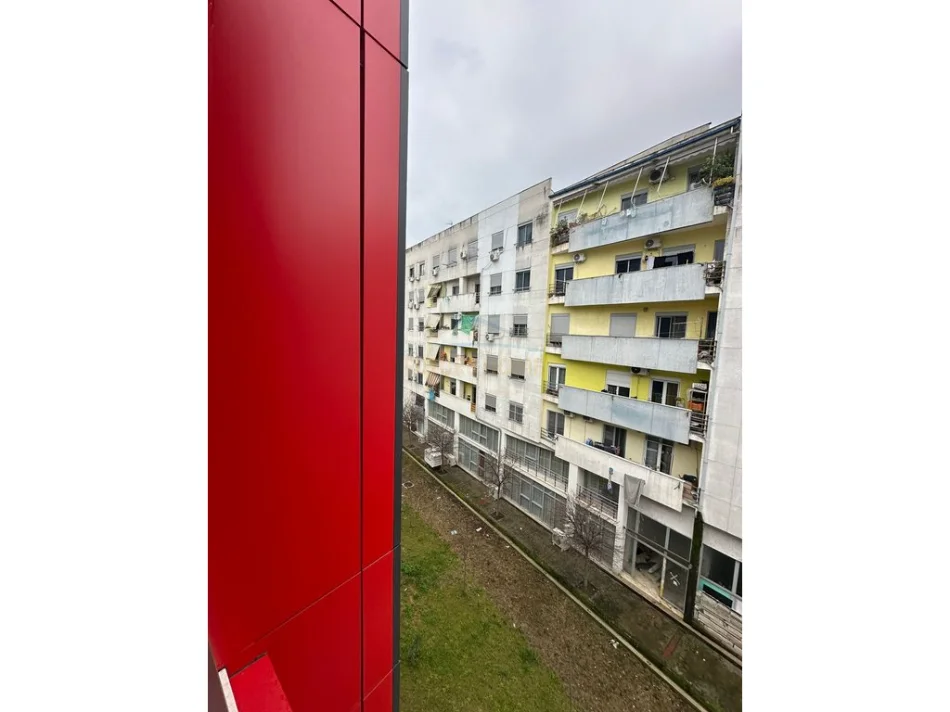 Tirane, jepet me qera apartament 1+1 Kati 3, 56 m² 600 € (Bulevardi i Ri)