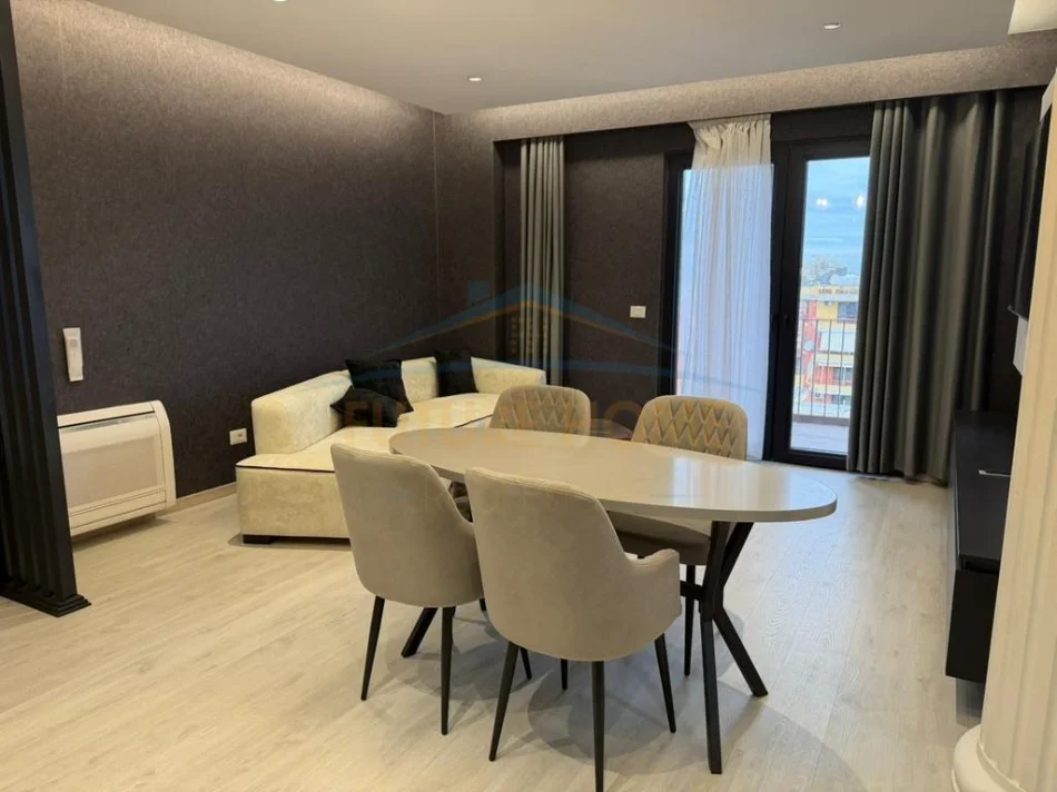 Tirane, jepet me qera apartament 2+1 Kati 9, 114 m² 1.400 € 