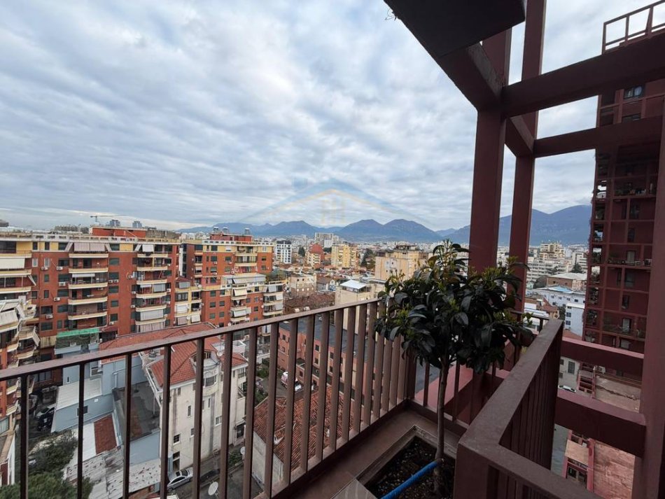 Tirane, jepet me qera apartament 2+1+Ballkon Kati 9, 114 m² 1.400 € (rruga e kavajes)
