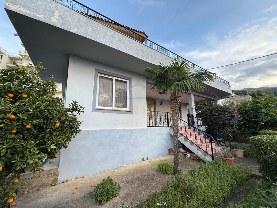 Vlore, shitet Vile 4+1+Ballkon Kati 4, 146 m² 480.000 € (Uji i Ftohte)