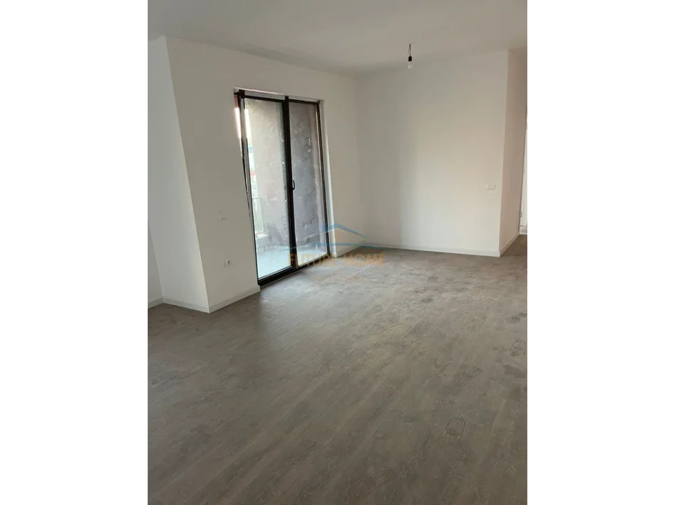 Tirane, shitet apartament 2+1 Kati 6, 94 m² 270.000 € (MYSLYM SHYR)