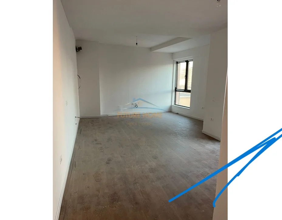 Tirane, shitet apartament 2+1+Ballkon Kati 6, 94 m² 270.000 € (Myslym Shyri)