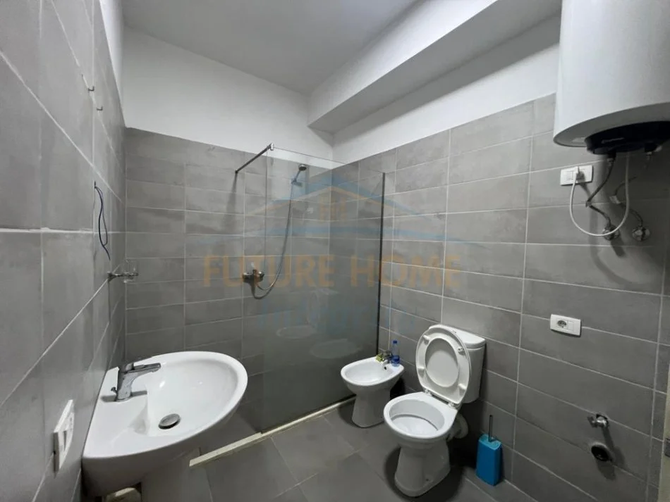 Shitet, Apartament 1+1, Kompleksi Mangalem, Tiranë. 110,000 €, AL63886