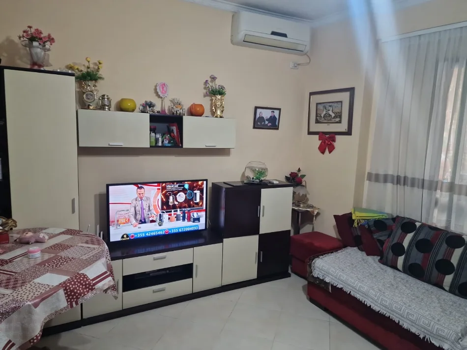 Tirane, shitet apartament 1+1 Kati 1, 69 m² 115.000 € (Yzberisht)