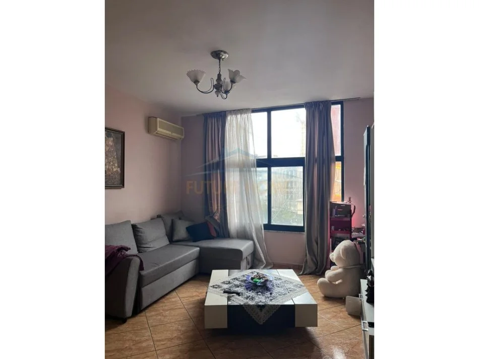 Tirane, shitet apartament 2+1 Kati 3, 81 m² 219.000 € 