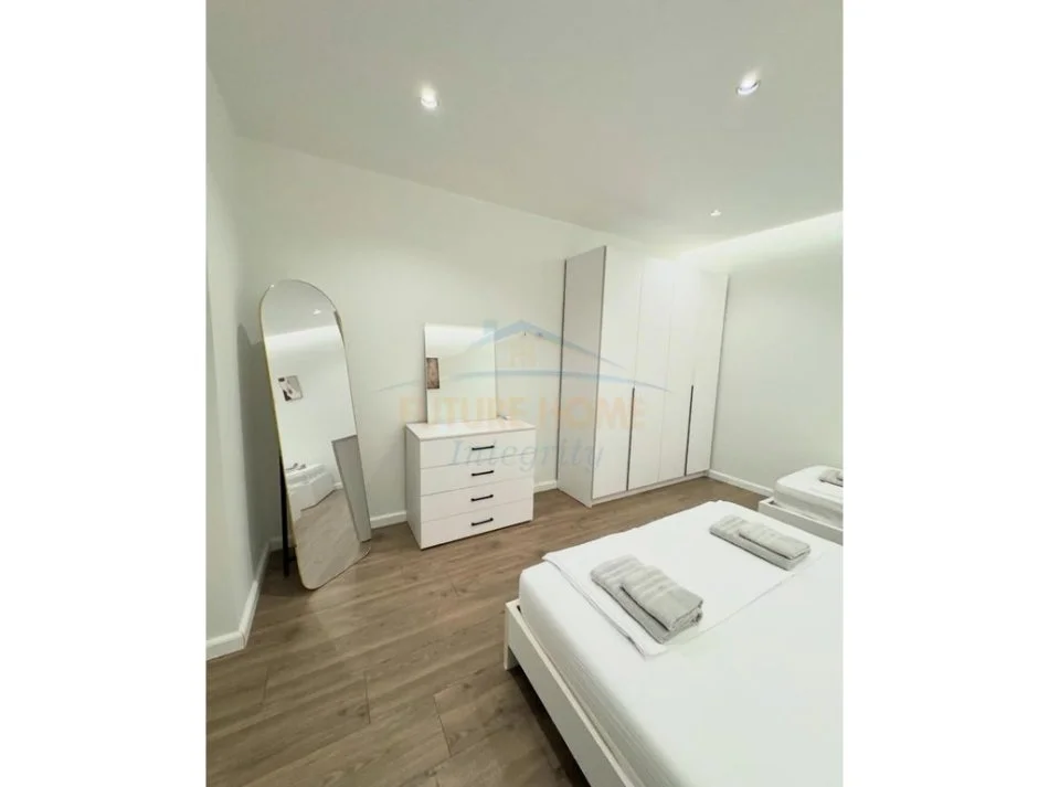 Tirane, shitet apartament 1+1 Kati 4, 67 m² 115.000 € 