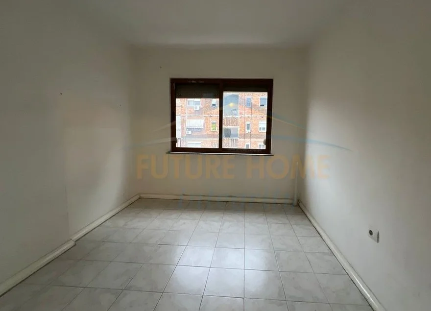 Tirane, shitet apartament 2+1 Kati 4, 69 m² 168.000 € (ish ekspozita)