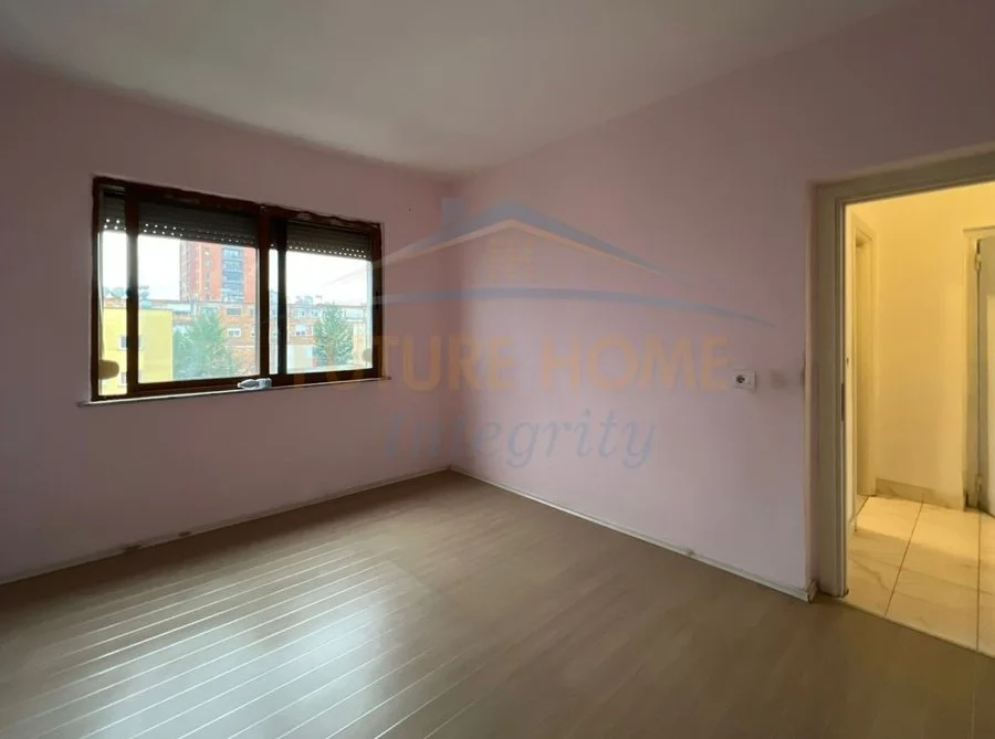 Tirane, shitet apartament 2+1 Kati 4, 69 m² 168.000 € (ish ekspozita)