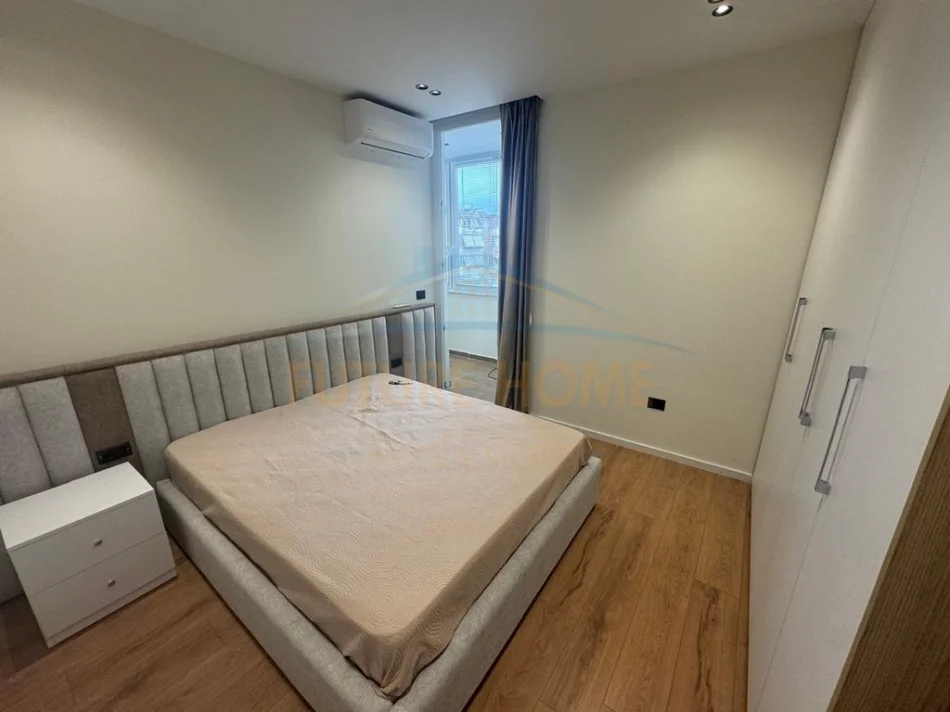 Durres, jepet me qera apartament 1+1 Kati 3, 72 m² 600 € (Bashkia, Durrës)