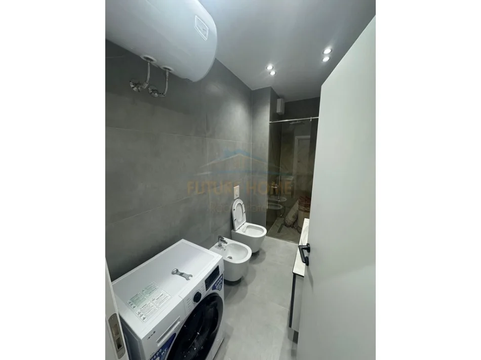 Durres, jepet me qera apartament 1+1 Kati 3, 72 m² 600 € (Bashkia, Durrës)
