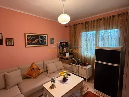 Tirane, shitet apartament 3+1 Kati 3, 135 m² 170.000 € 