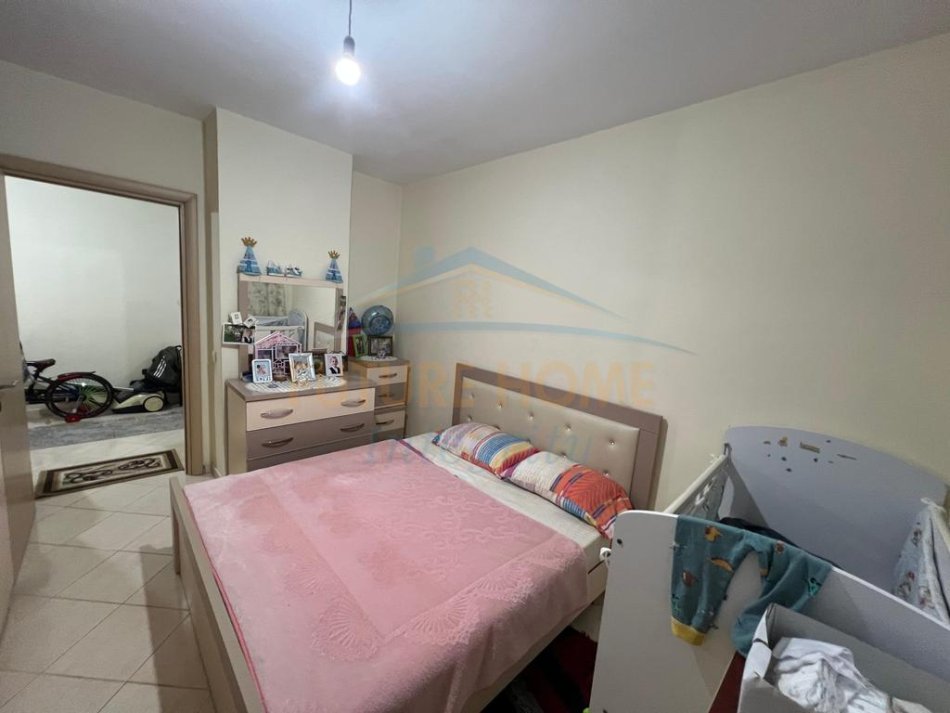 Shitet, Apartament 2+1, Misto Mame, Tiranë. 123,000 €, AL64071