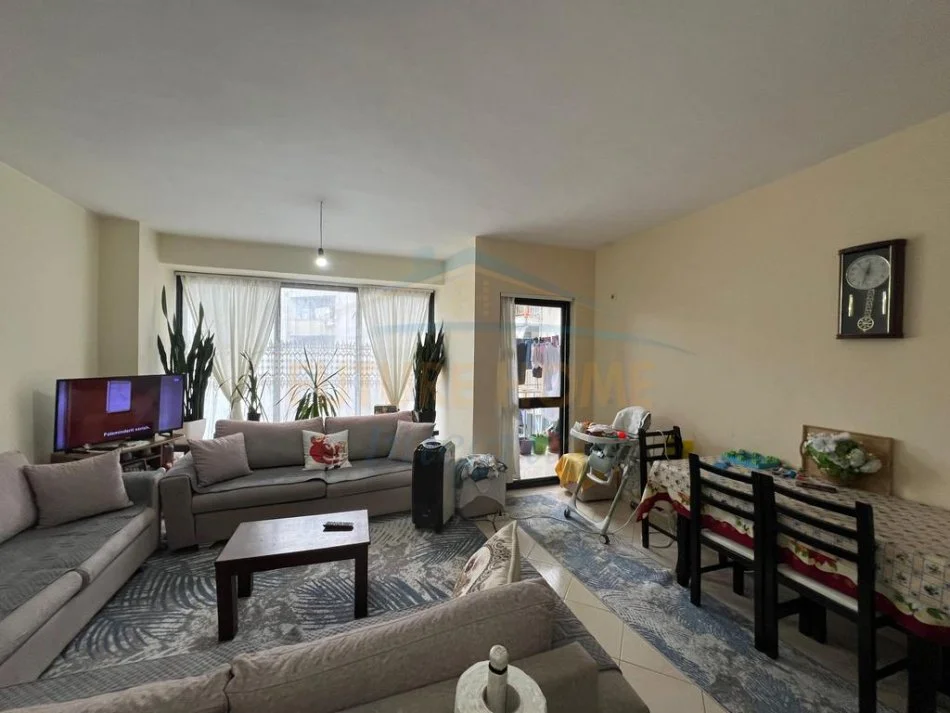 Tirane, shitet apartament 2+1 Kati 7, 94 m² 123.000 € (Misto Mame)