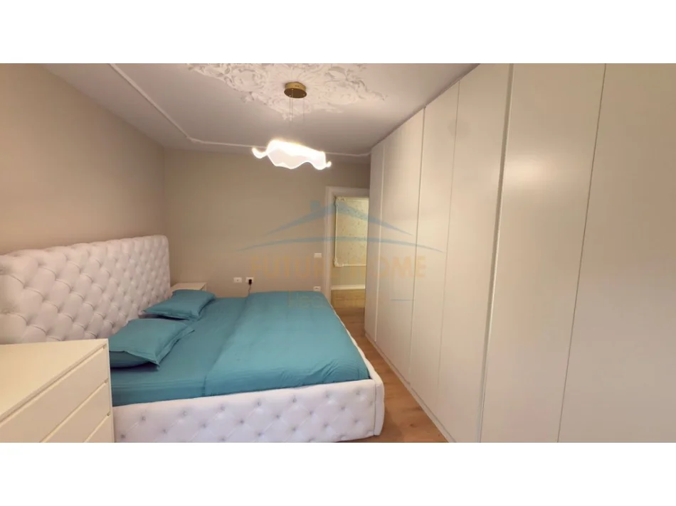 Tirane, shitet apartament 2+1+Aneks+Ballkon Kati 1, 116 m² 375.000 € (RRUGA E BOGDANEVE)