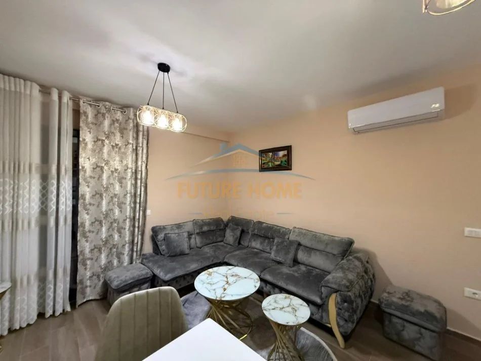 Tirane, jepet me qera apartament 2+1 Kati 3, 92 m² 1.000 € (pranë Rezidencës Kodra Diellit 1)
