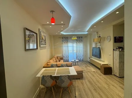 Tirane, shitet apartament 1+1 Kati 6, 75 m² 215.000 € 