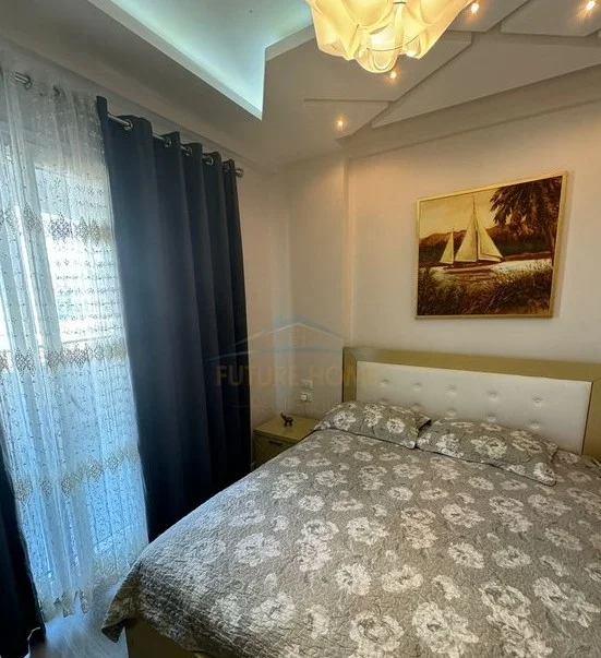 Tirane, shitet apartament 1+1 Kati 7, 83 m² 215.000 € (komuna e parisist)