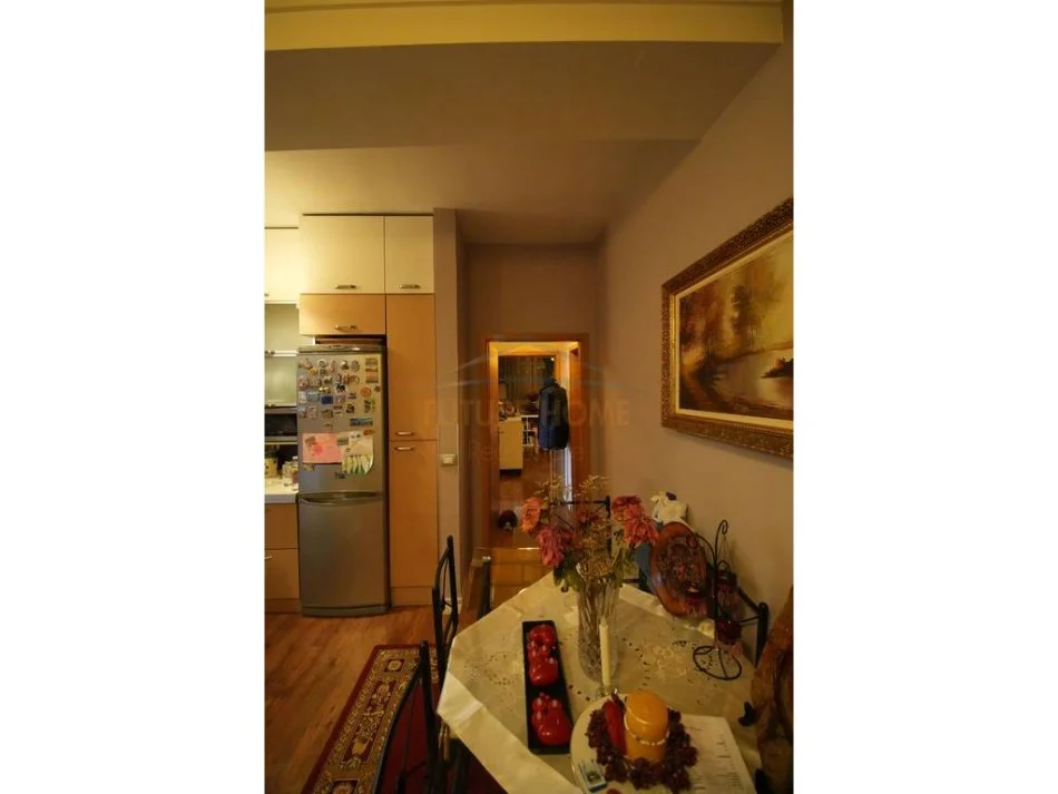 Tirane, shitet apartament 2+1 Kati 6, 95 m² 205.000 € 