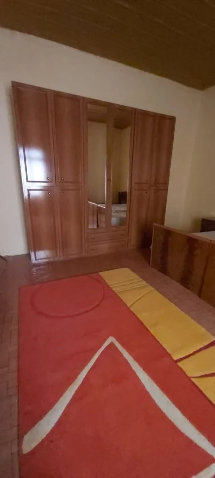 Durres, jepet me qera shtepi 2+1 Kati 2, 80 m² 250 € (Qender Durres)