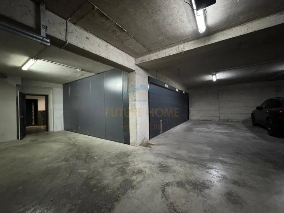 Tirane, shitet apartament+verande | Penthouse 3+1+Aneks+Ballkon Kati 6, 352 m² 750.000 € (KOMPLEKSI FZ LIQENI THATE)