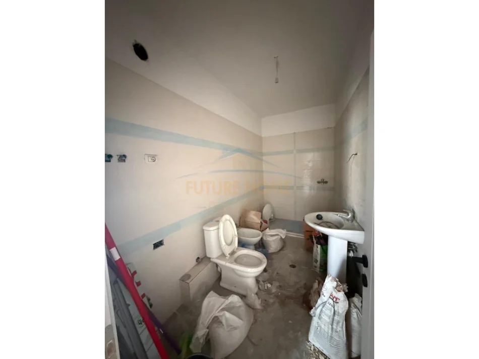 Tirane, shitet apartament 3+1+Ballkon Kati 7, 125 m² 200.000 € (Apartament 3+1+Verande,Unaza e re , Tirane)