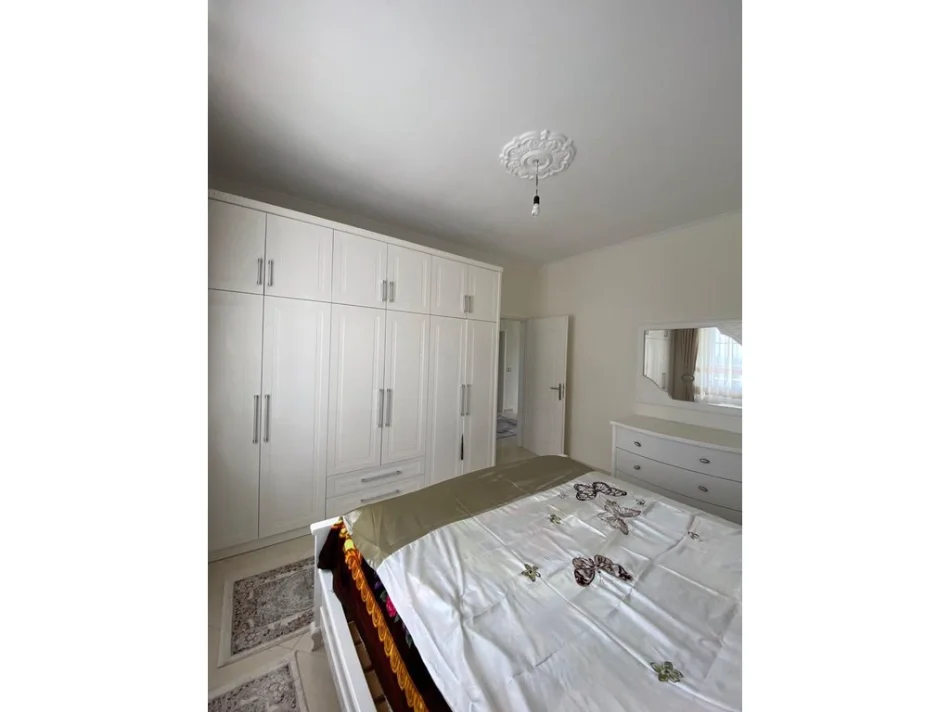 Tirane, shitet apartament 5+1+Aneks+Ballkon Kati 3, 525 m² 430.000 € (FARKE)