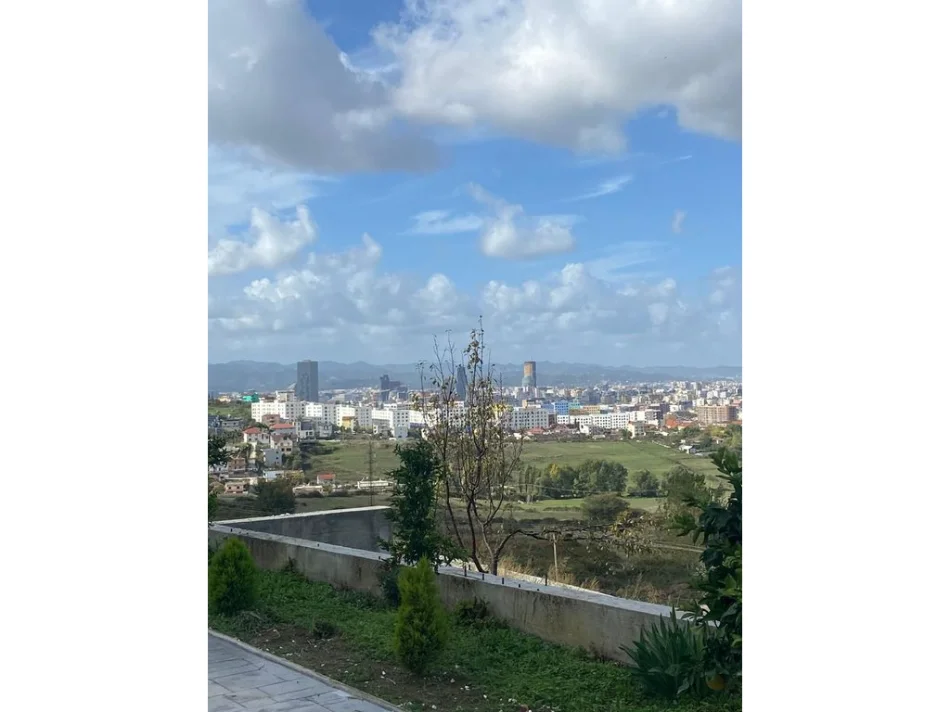 Tirane, shitet apartament 5+1+Aneks+Ballkon Kati 3, 525 m² 430.000 € (FARKE)