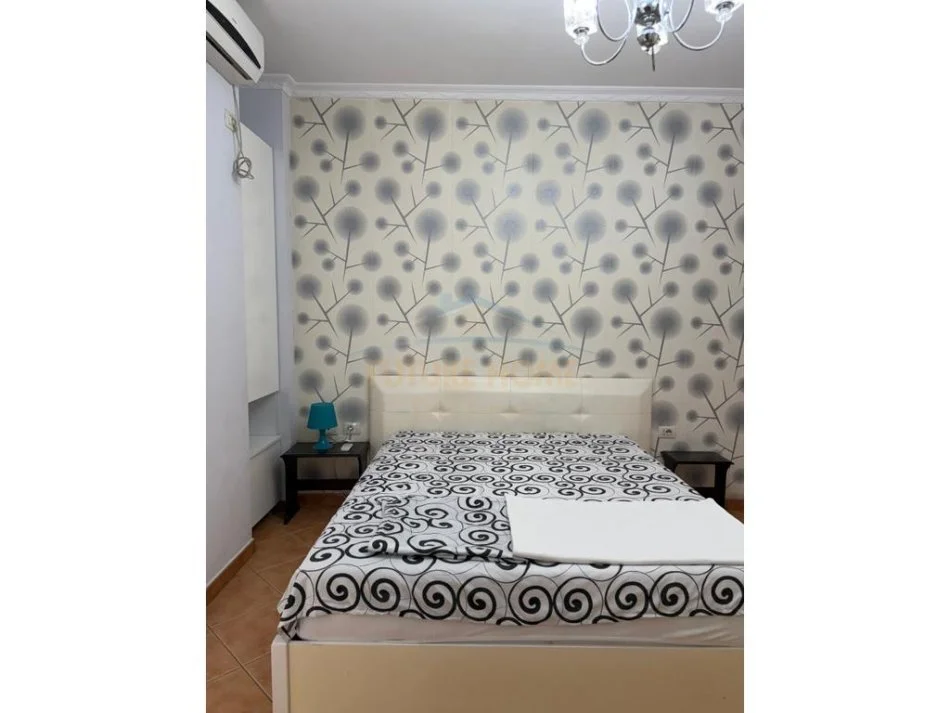 Tirane, jepet me qera apartament 2+1 Kati 4, 113 m² 600 € (Rruga Panorama)