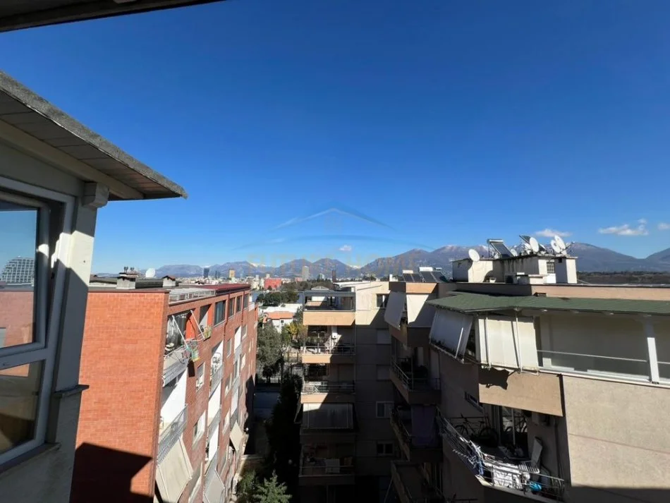 Tirane, shitet apartament 3+1 Kati 2, 108 m² 230.000 € 