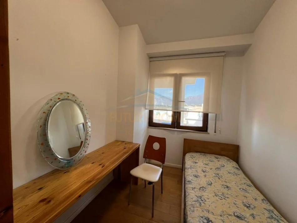 Tirane, shitet apartament 3+1 Kati 2, 108 m² 230.000 € 