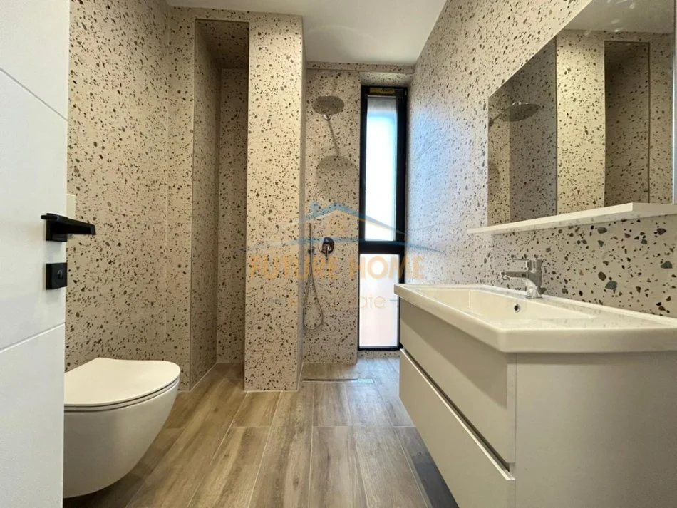 Tirane, jepet me qera apartament 2+1 Kati 2, 73 m² 650 € 