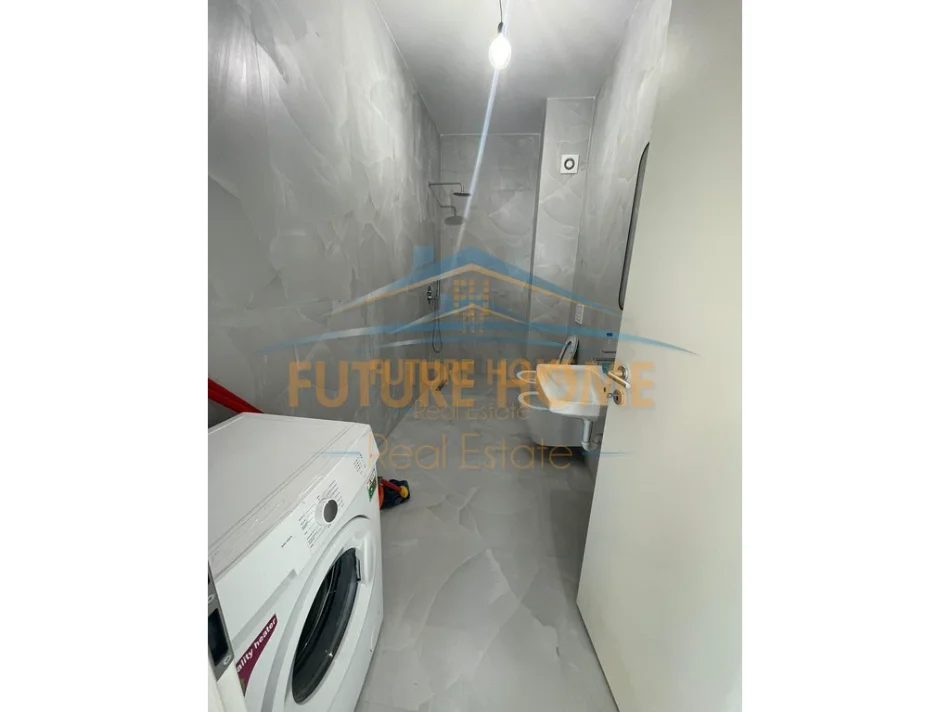 Tirane, shes apartament 1+1 Kati 7, 68 m² 125.000 € (Rezidenca Kaimi)