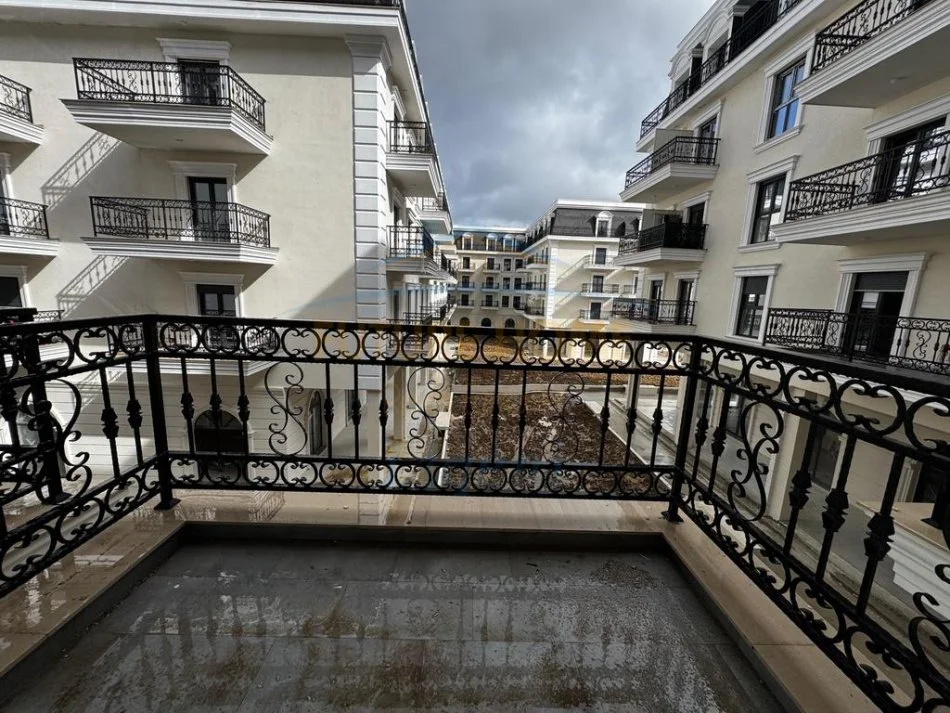 Tirane, shitet apartament 1+1 Kati 1, 85 m² 131.750 € 