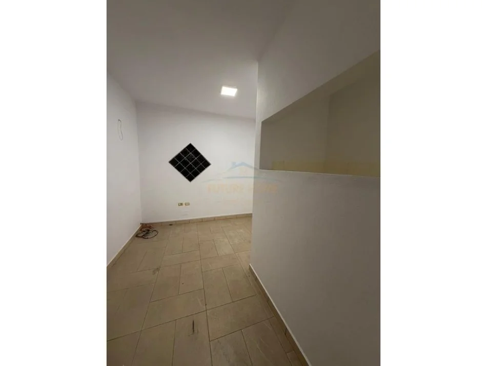 Shqiperi, shitet apartament 2+1+Ballkon Kati 3, 104 m² 299.000 € 